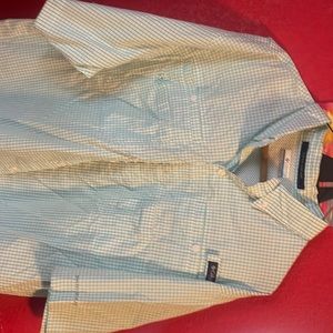 Fishing shirt, almost new, worn once.